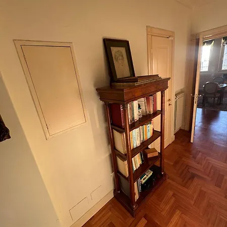 Terrace Of The Aureli Roma