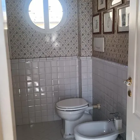 Terrace Of The Aureli Apartamento